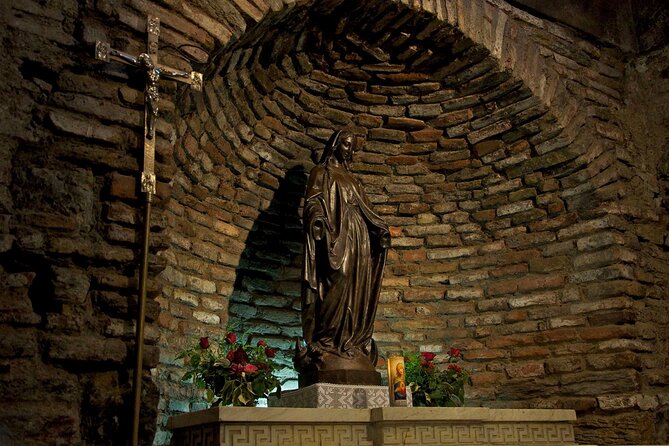 1 Day Ancient City Ephesus and House Virgin Mary Trip from Bodrum - Walking through ancient Ephesus