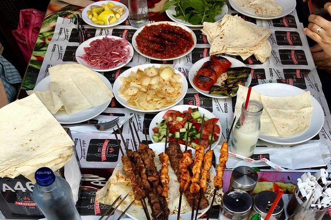 2-Day Private Istanbul: Old City + Food Tour (Tickets+Tastings) - Grand Bazaar: shopping with a local hand