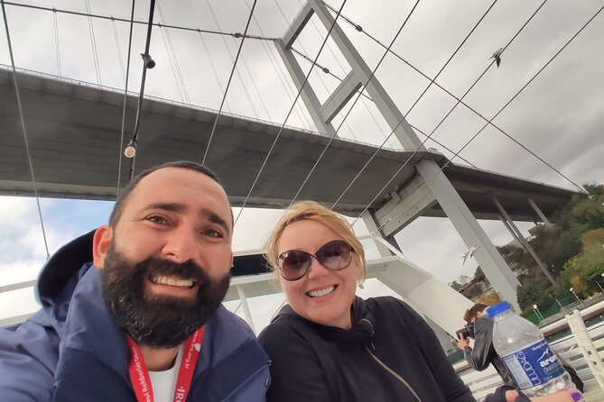 2-Hour Bosphorus Cruise in Istanbul with Guide - Ortaköy, luxury neighborhoods, and the Asian shore