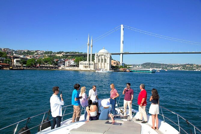 2-Hour Bosphorus Cruise in Istanbul with Guide - From Galata and the Golden Horn toward the Bosphorus