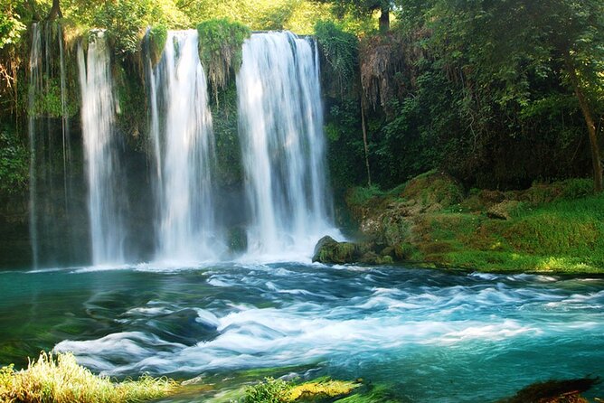 3 Different Natural Wonders Waterfall Tours in ANTALYA - The shopping stop deserves a clear warning