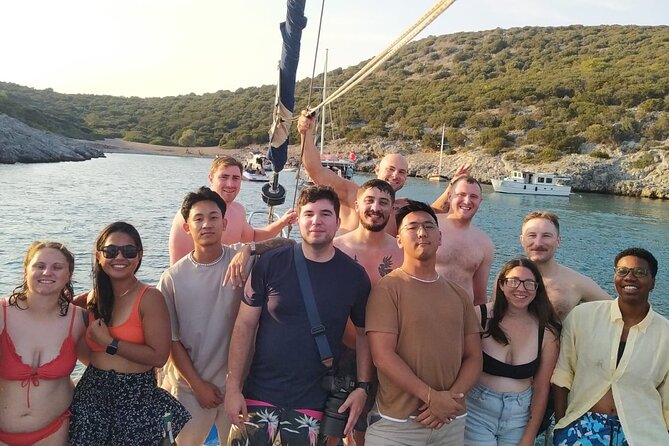 3-Hour Private Sunset Boat Tour With Dinner in Bodrum - Practical tips for a smoother evening