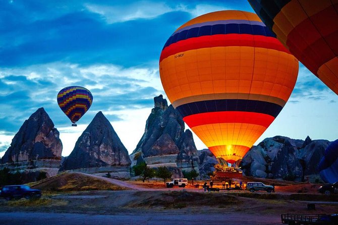 4 Day Turkey Tour: Cappadocia, Ephesus, Pamukkale by Plane - Day 1: Ephesus and the marble streets of a Roman city