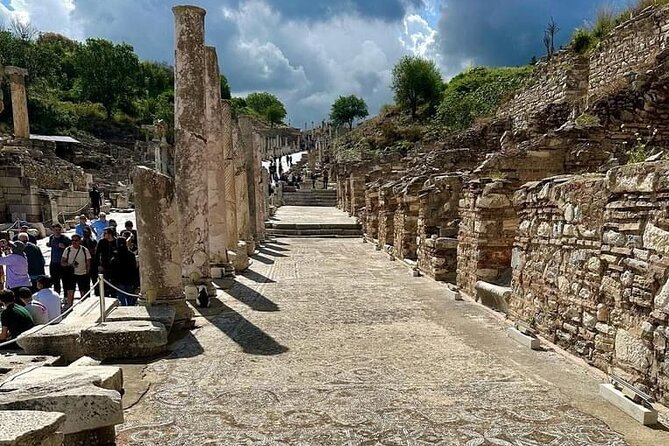 4 Days - Ephesus and Cappadocia Tours Flights & Accommodations Included - Guides, drivers, and group size