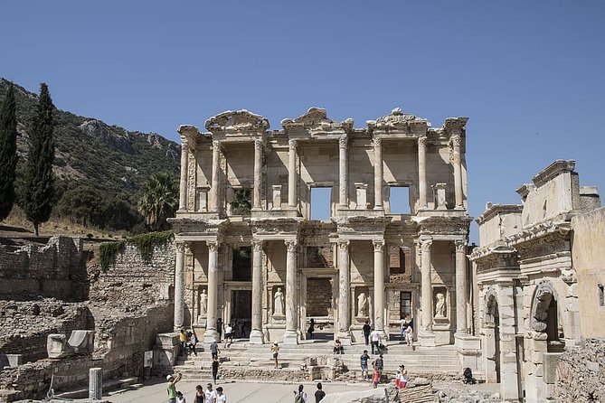 4 Days Turkey Tour - Cappadocia, Ephesus and Pamukkale Tour - Guides, group size, and moving between operators