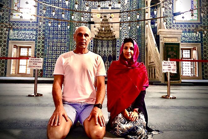 6 Days Istanbul Cappadocia Tour in Spanish with 2 internal flights - Zelve, Pasabag, and the northern Cappadocia route