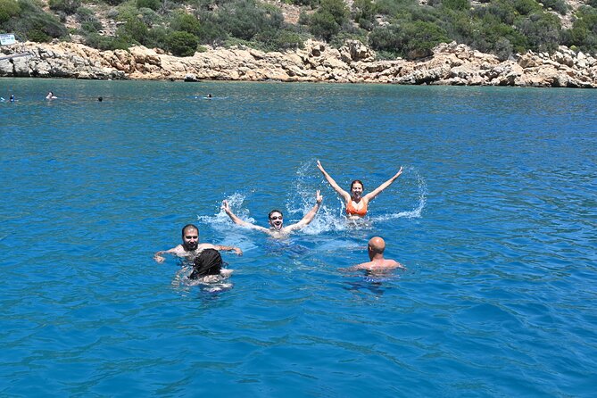 6 Hours Private Charter Boat Tour with Lunch in Bodrum - Red Bay combines swimming with lunch