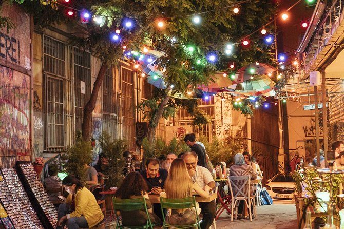 A Magical Evening in Istanbul: Private City Tour - Meeting local hosts with different strengths