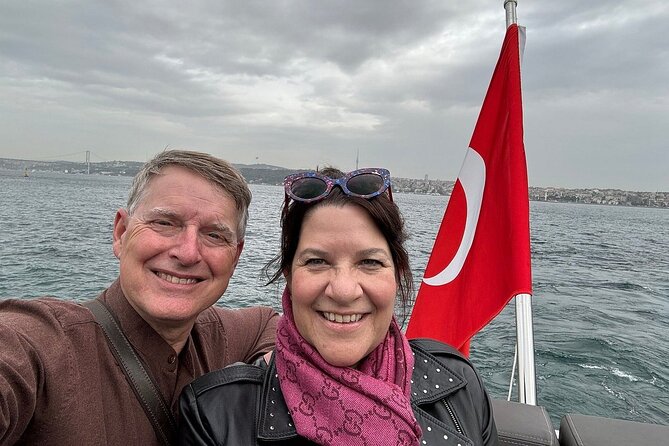 Afternoon Bosphorus Cruise Luxury Yacht with Professional Guide - Anadolu Hisarı and the Asian Bank