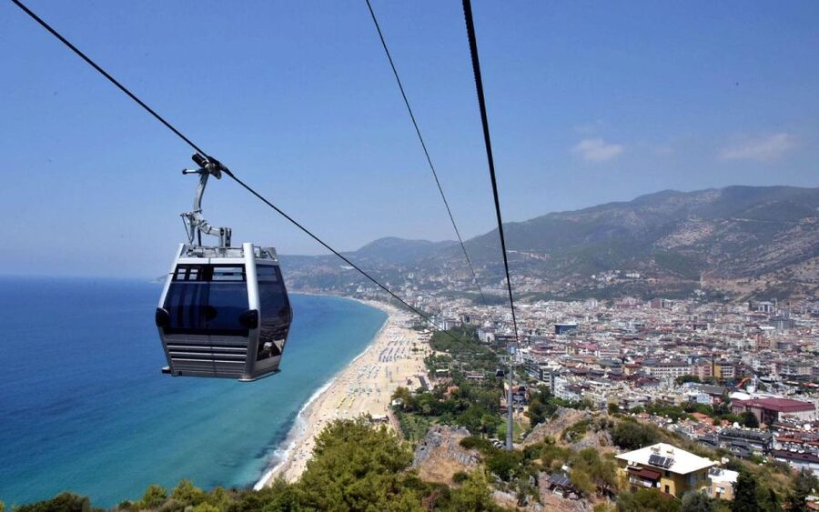 Alanya:4x4 Jeep Safari and Cave Tour With Lunch At Dim River - Dim River is the day’s most welcome pause