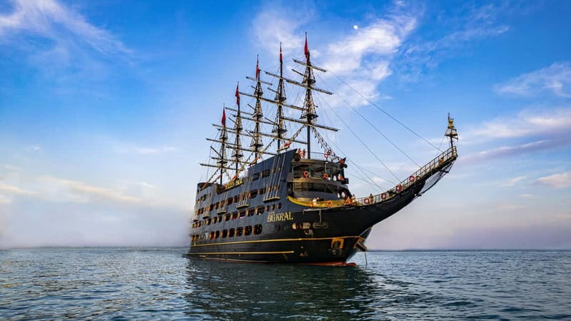 Alanya: All Inclusive Luxury Boat Trip w/ Optional Free Time - Choosing Between Alanya Free Time and Unlimited Drinks