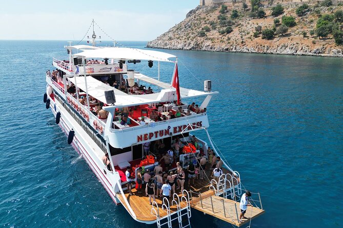 Alanya Boat Trip w/Unlimited Drinks & Lunch (Free Hotel Transfer) - Sailing past Alanya’s old shipyard and caves