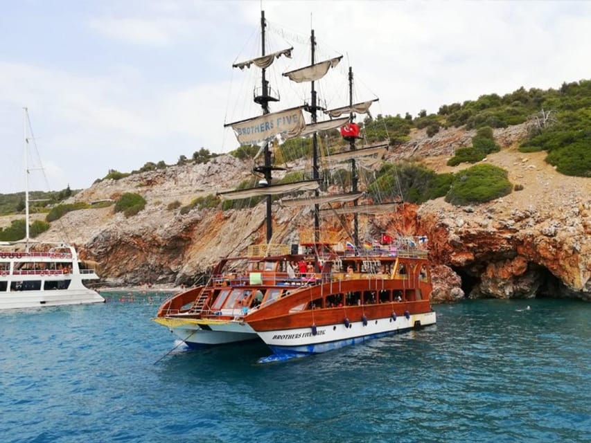 Alanya: Catamaran Boat Tour with Snorkeling and BBQ Lunch - Lunch on the catamaran