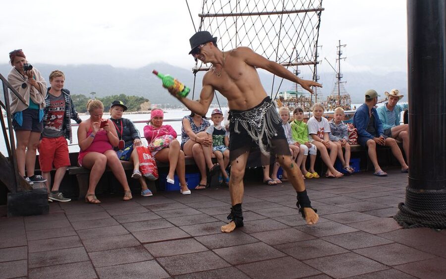 Alanya: Catamaran Boat Trip with Sunbathing and Swimming - Music, Animation, and the Foam Party