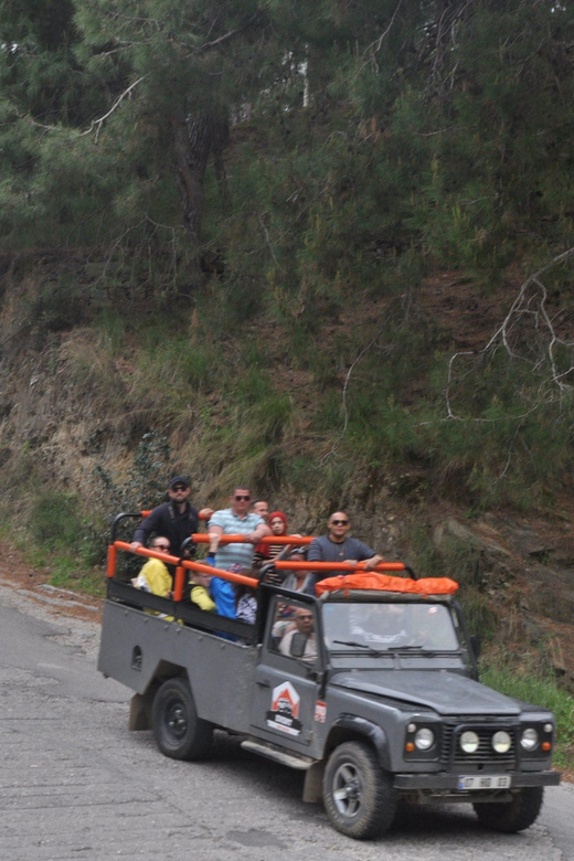 Alanya: Dim River, Dim Cave, and Kestel Jeep Tour with Lunch - Lunch and swimming beside the Dim River