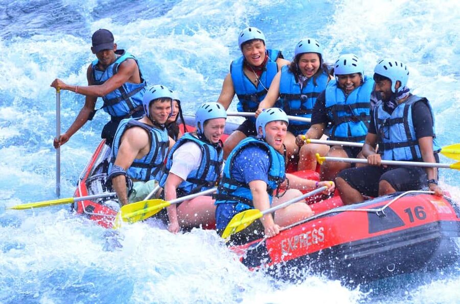 Alanya: Full Day Whitewater rafting with lunch and transport - Break one: drinks and pancakes at your own cost