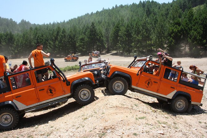 Alanya Jeep Safari - A 90-minute lunch break at Obaçayı Sokak
