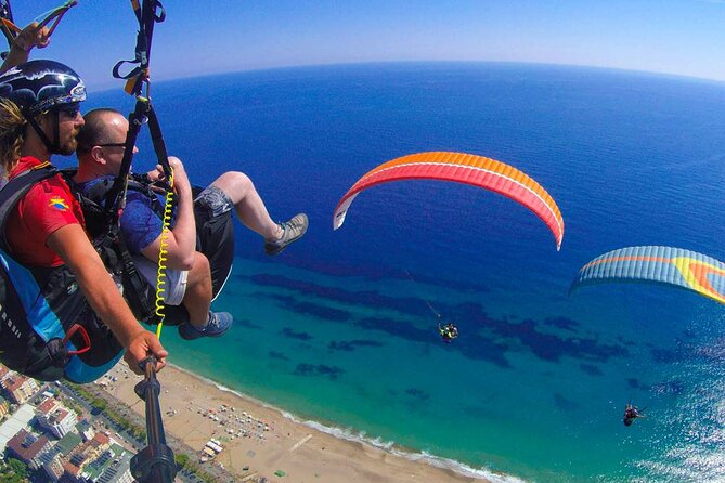 Alanya Paragliding Experience By Local Expert Pilots - Landing and the return to Alanya