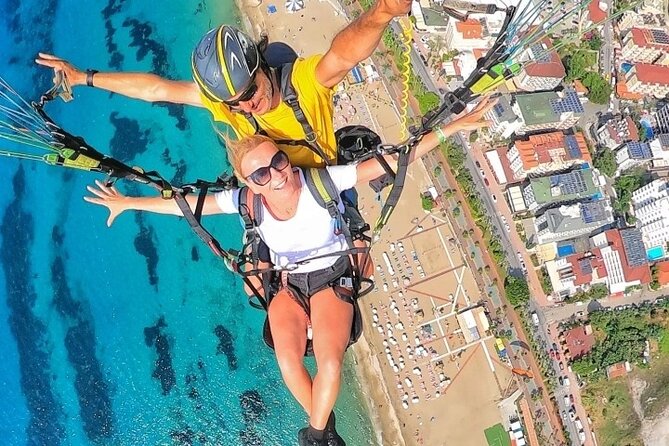 Alanya Paragliding Experience By Local Expert Pilots W/ Transfer - The Safety Briefing Comes Before the Fun