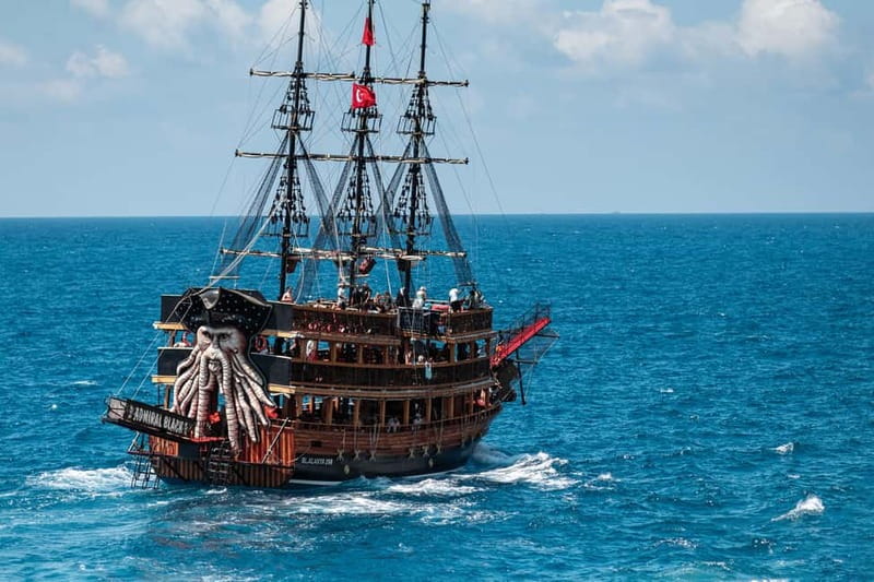 Alanya: Pirate Boat Trip with Lunch and Drinks - Pirates’ Cave, Lover’s Cave, and Phosphorus Cave