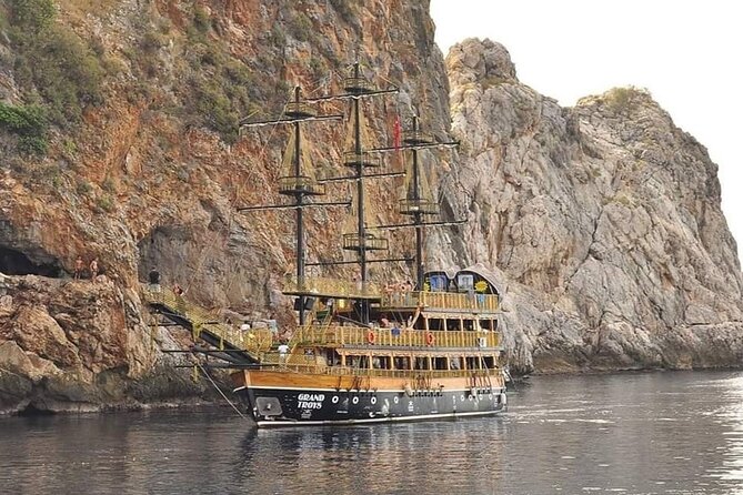 Alanya Pirate Boat Trip With Unlimited Drinks & Lunch - Lunch, dinner, and the real meaning of unlimited drinks