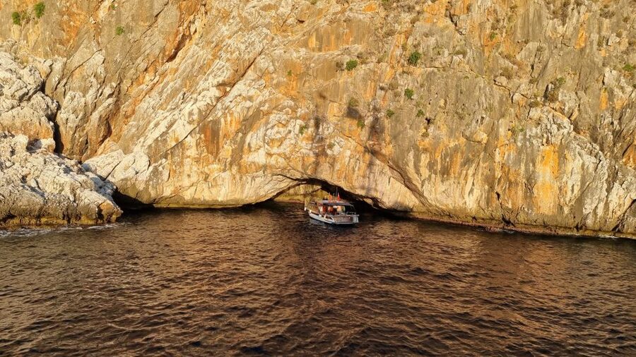 Alanya: Relax Boat Trip With Lunch & Swimming - Key points to know before booking