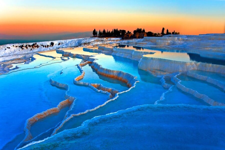 Alanya, Side, Antalya: Sunrise Balloon Tour in Pamukkale - Preparing for the balloon before sunrise