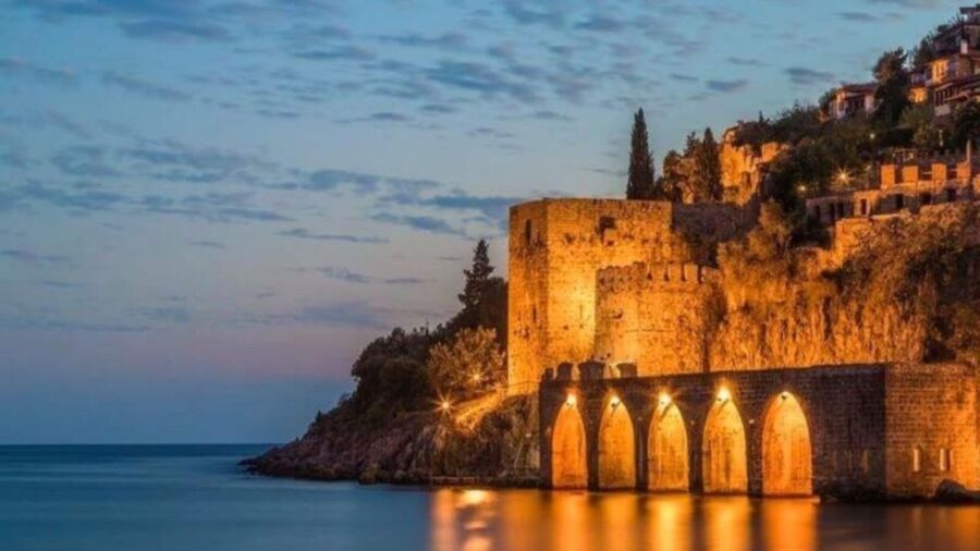 Alanya: Sunset Cruise with Dinner - Watching the sun go down from open water