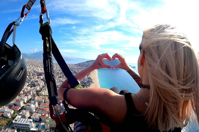 Alanya Tandem Paragliding Everyday w/ Free Hotel Transfer - Pilots, safety, and the human side