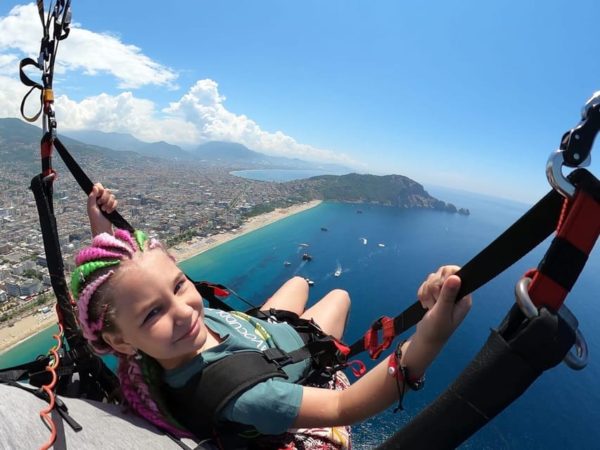 Alanya: Tandem Paragliding Flight to Cleopatra Beach - Above Alanya for up to 18 minutes