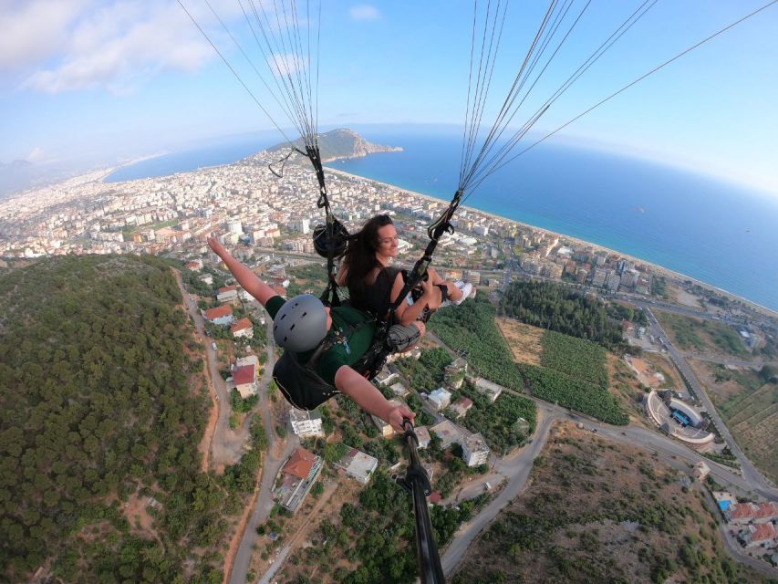 Alanya: Tandem Paragliding from 700m with Meeting or Pick Up - What the 700-meter take-off feels like