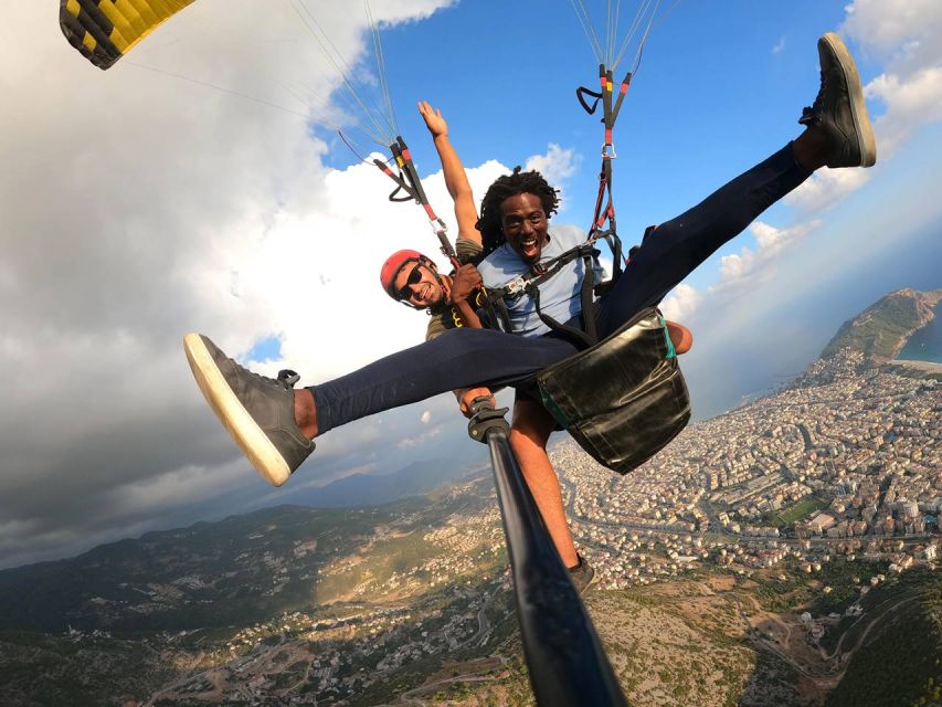 Alanya: Tandem Paragliding with Hotel Pickup - Who should consider this Alanya flight?