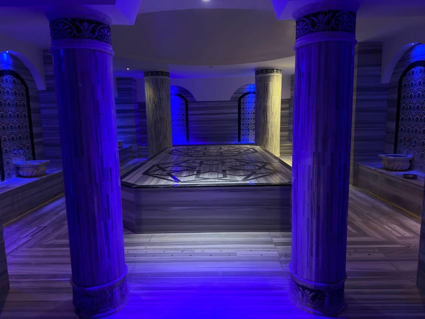 Alanya: Turkish Bath with Foam and Aromatherapy Massages - Heat first: the hot-air and menthol rooms