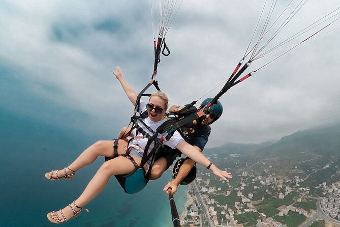 Antalya Alanya Paragliding Takeoff From 700 Meters - Ten to twenty-five minutes above Cleopatra Beach