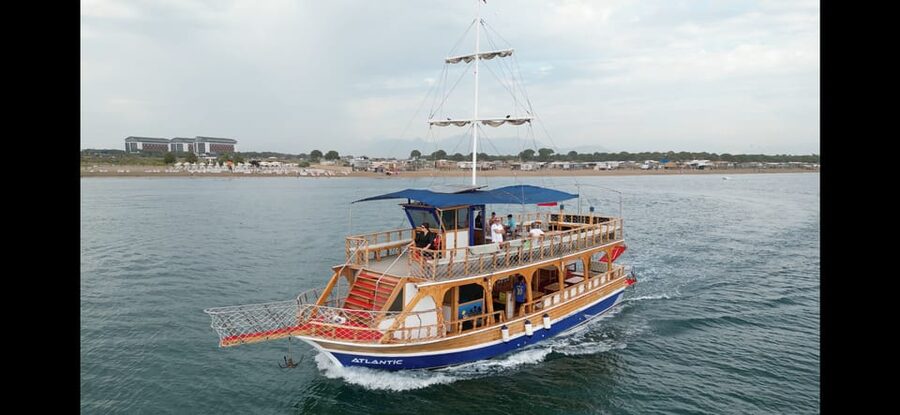 Antalya: Beach & Waterfalls Boat Trip w/ Lunch & Soft Drinks - Finding your place on Freedom Deluxe