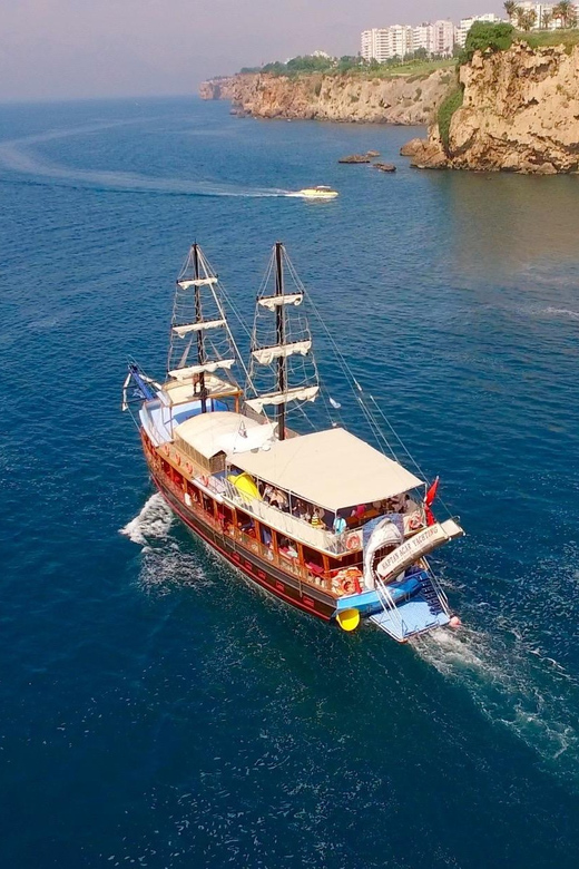 Antalya: Beach & Waterfalls Boat Trip w/ Lunch & Soft Drinks - Sea caves and the secret swimming stop
