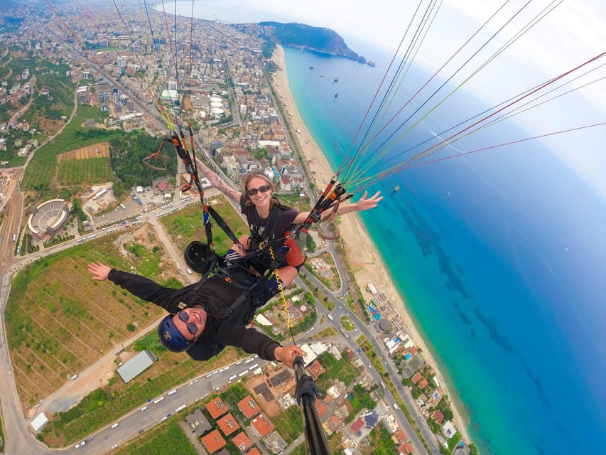Antalya/Belek: Paragliding in Alanya with Optional Transfer - Who will enjoy this most?