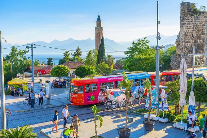 Antalya: City Tour with Boat Trip, Old Town & Waterfalls - Lunch in the old town