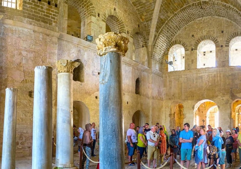 Antalya: Demre, Myra & Kekova Sunken City Boat Trip w/ Lunch - The guide and language options