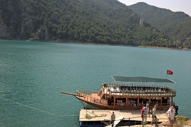 Antalya: Green Canyon Boat Trip with Lunch and Drinks - Why the Green Canyon makes a good escape from Antalya