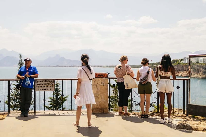 Antalya: Guided City Tour with Top 2 Waterfalls incl. Lunch - The shopping stop and what to expect