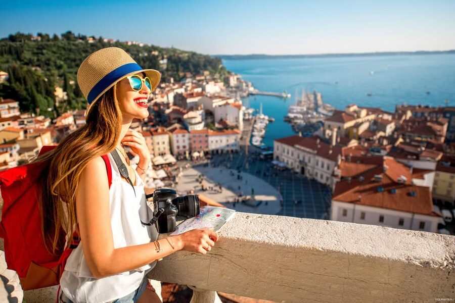 Antalya/Kemer: Old City Tour w/Olympos Cable Car & Boat Ride - Guides, language, and the human side of the day