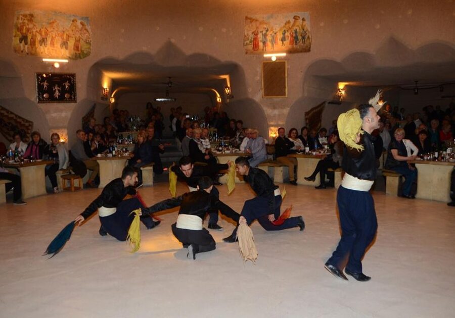 Avanos: Turkish Music and Dance Show with Dinner & Drinks - Who will enjoy this evening most