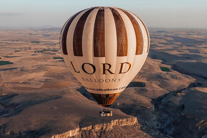 Balloon Flight over Soganli Valley Cappadocia / Lord Balloons - The landing toast and what is not included