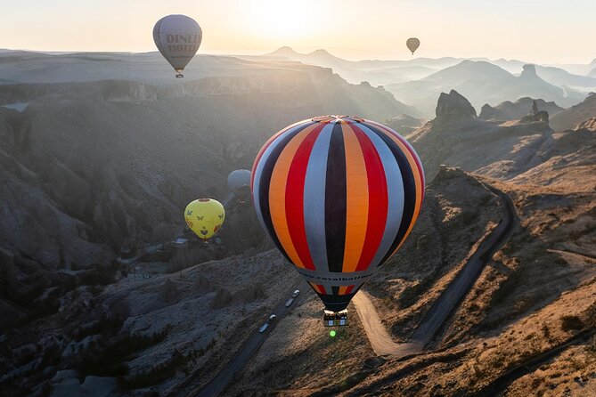 Balloon Flight over Soganli Valley Cappadocia / Lord Balloons - The pre-dawn pickup and drive