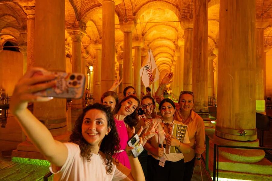 Basilica Cistern Guided Tour & Skip the Line Ticket - Photography in the dim underground light