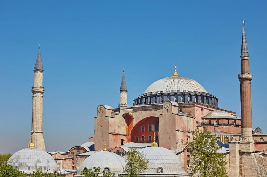 Best of Istanbul: Private Guided Istanbul Tour - Meeting at the German Fountain in Sultanahmet