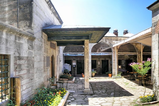 Blue Mosque Sultanahmet Old Town and Hippodrome Walking Tour - Key points at a glance