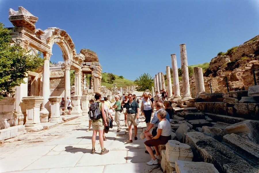 Bodrum: Ephesus, Selcuk, & Virgin Mary House Tour w/ Lunch - Lunch after the ruins