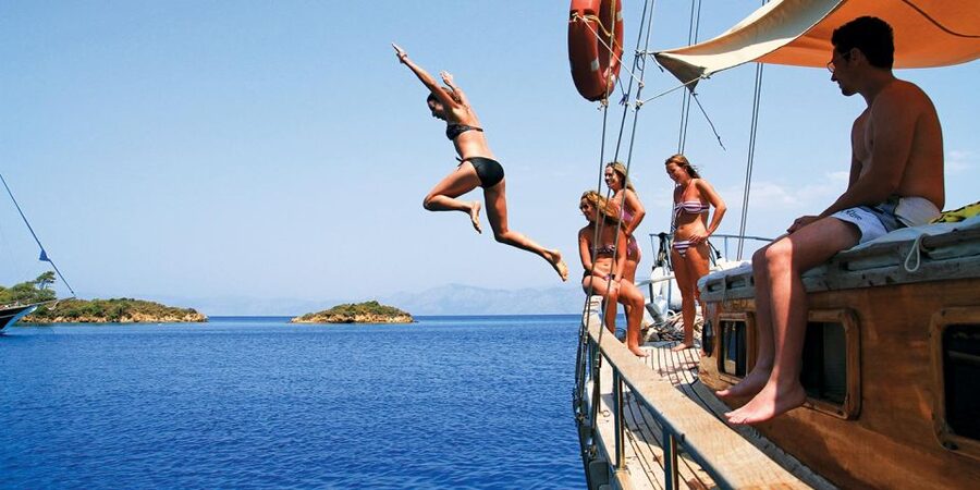 Bodrum: Full-Day Boat Trip with Lunch - Why a Bodrum boat day makes sense